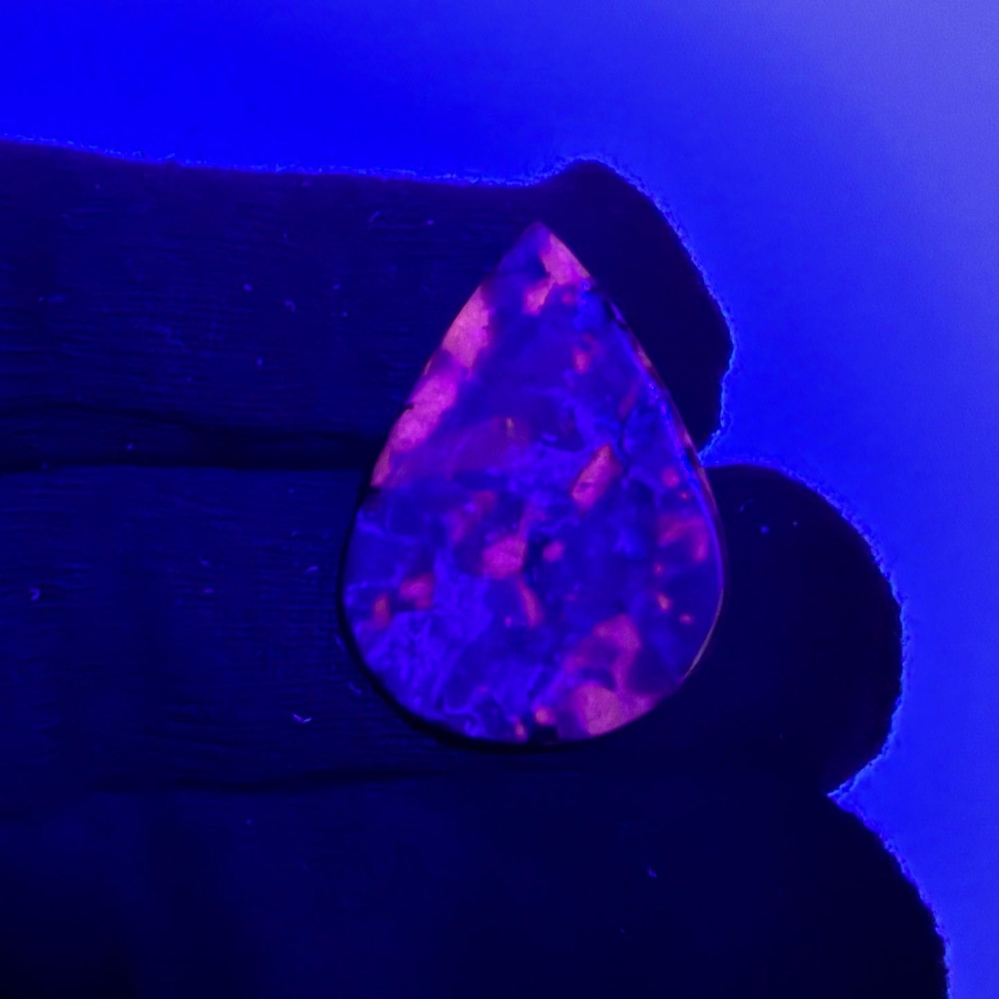 Natural UV Reactive Yooperlite Pear Cabochon, 5x4 mm, 22cts, Loose Gemstone for Jewelry Making