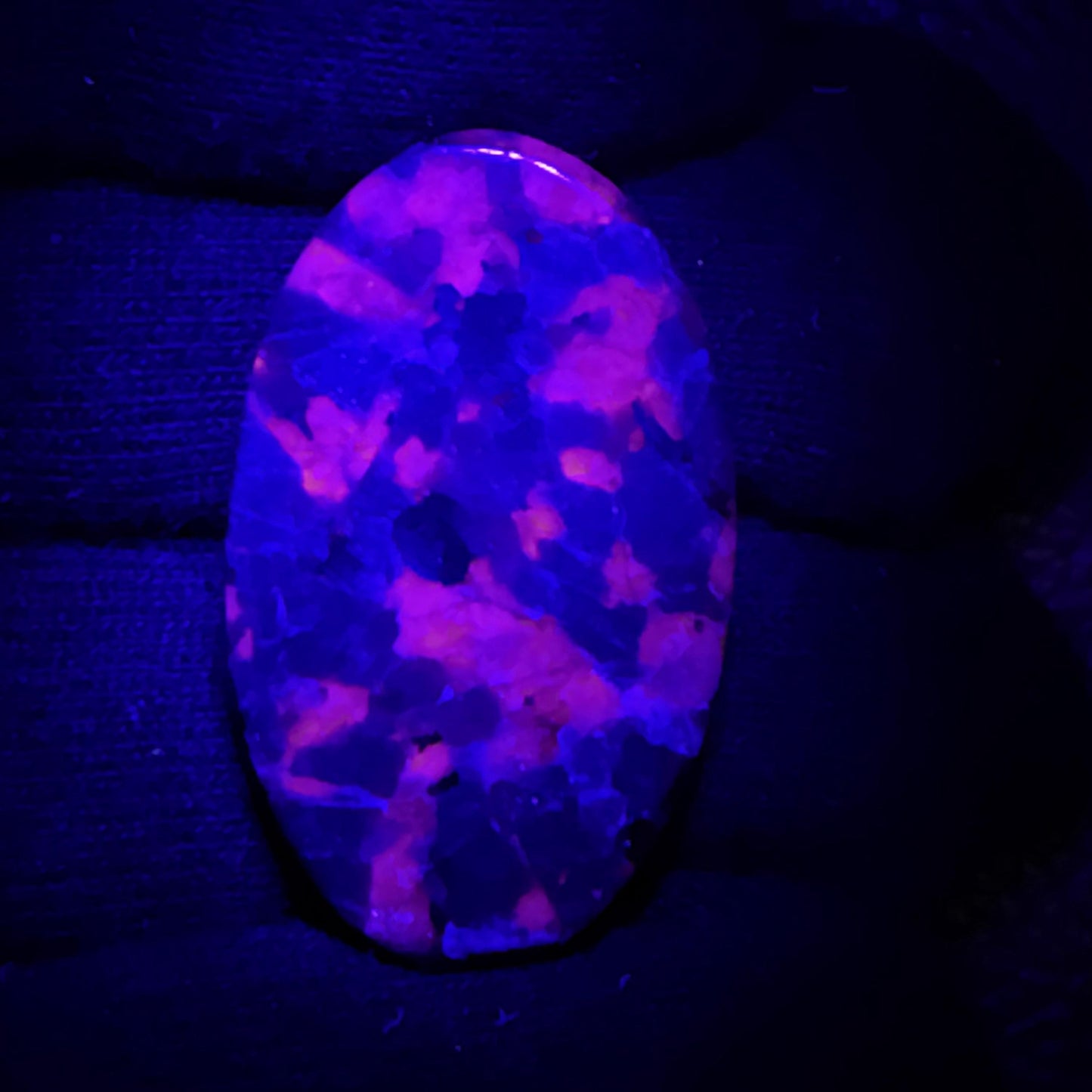Natural UV Reactive Yooperlite Oval Cabochon, 34 Ct, Loose Gemstone for Jewelry Making