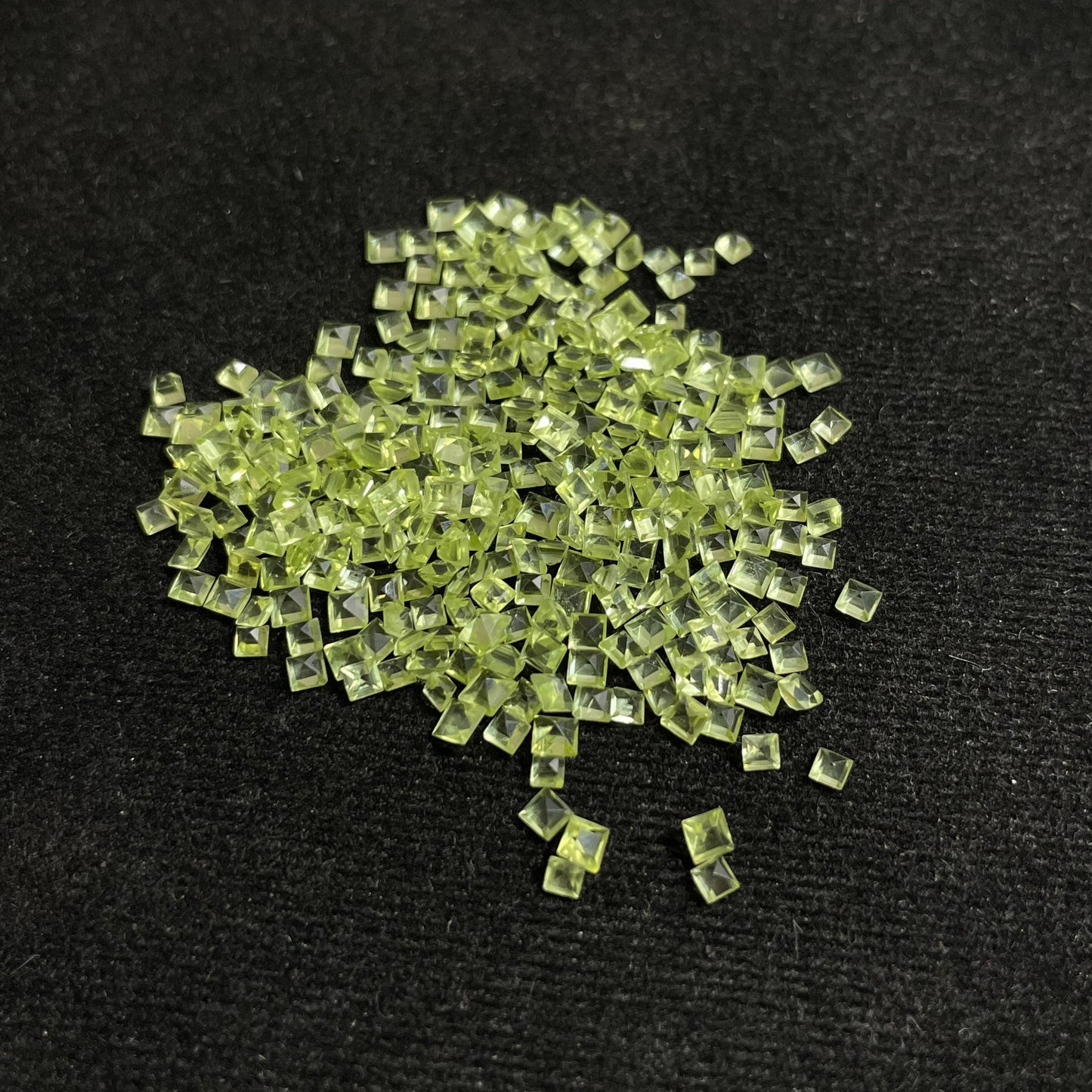 Natural Peridot 2-2.5mm Square Faceted Gemstone