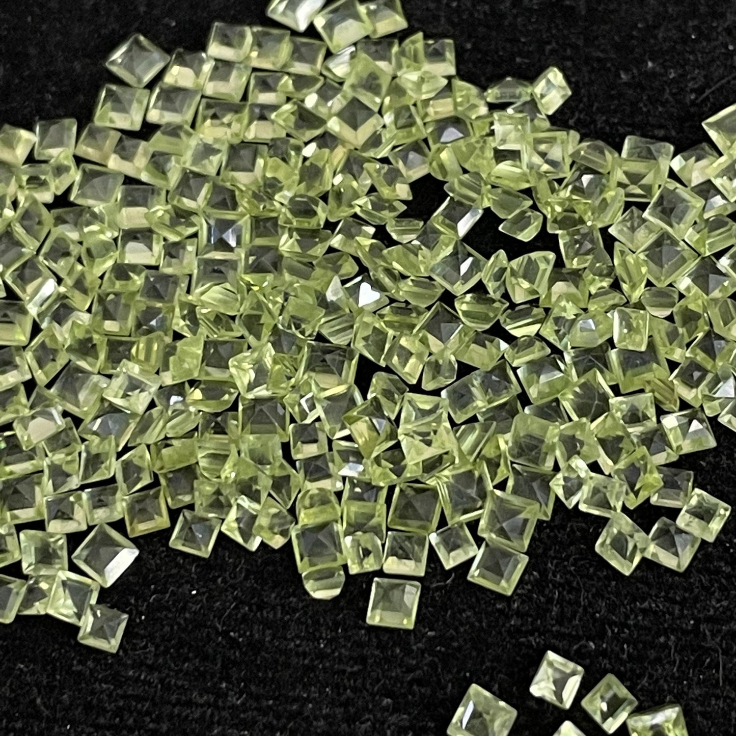 Natural Peridot 2-2.5mm Square Faceted Gemstone (Natural)