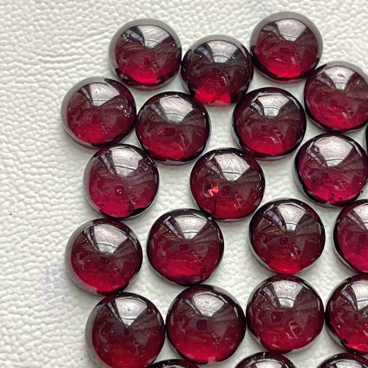 Natural Red Garnet Cabochon (Natural)