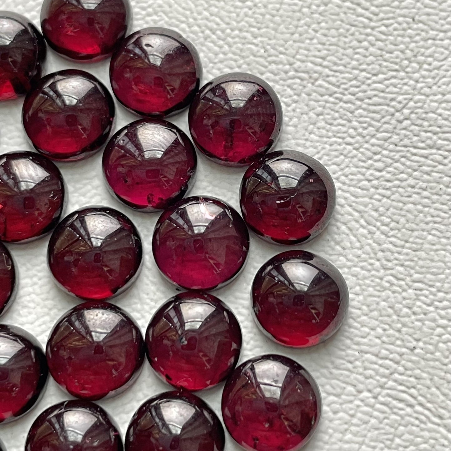 Natural Red Garnet Cabochon (Natural)