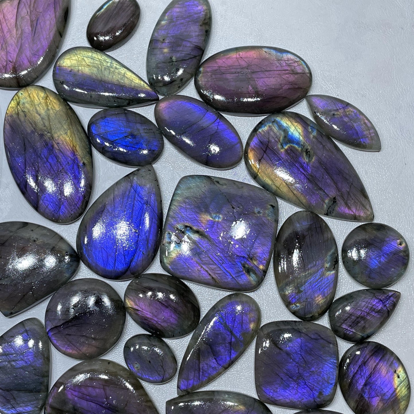 Natural Labradorite Purple Fire Cabochon (Natural)