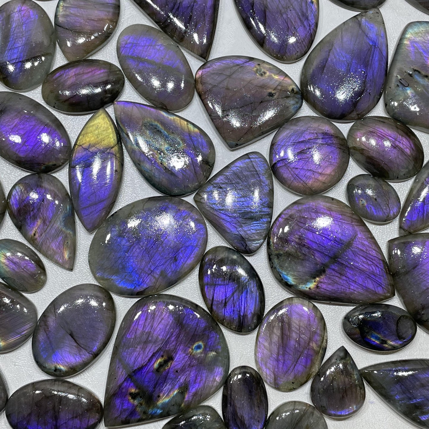 Natural Labradorite Purple Fire Cabochon (Natural)