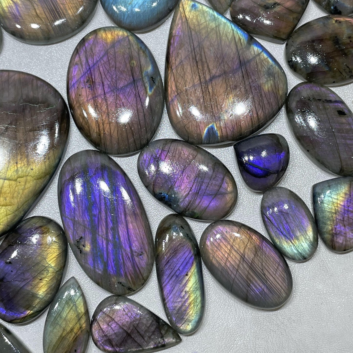 Natural Labradorite Purple Fire Cabochon (Natural)