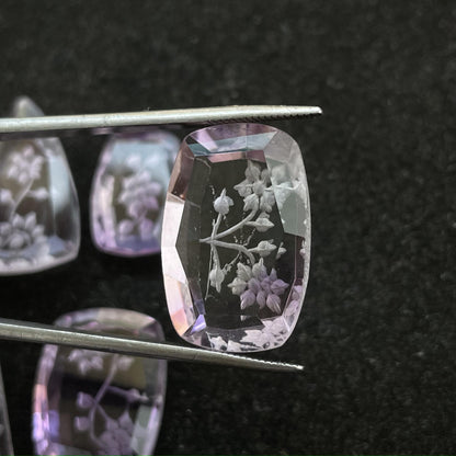 Exquisite Purple Amethyst Carving: A Captivating Display of Beauty (Natural)