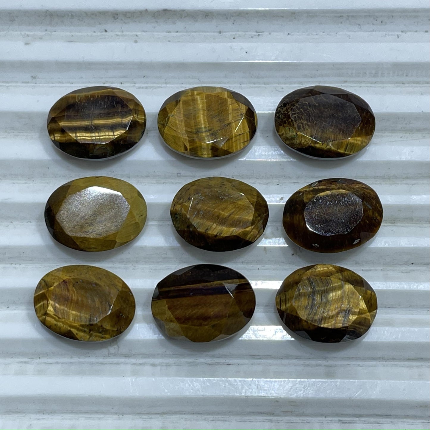 Natural Tiger's Eye 12x16 mm Oval Shape Faceted