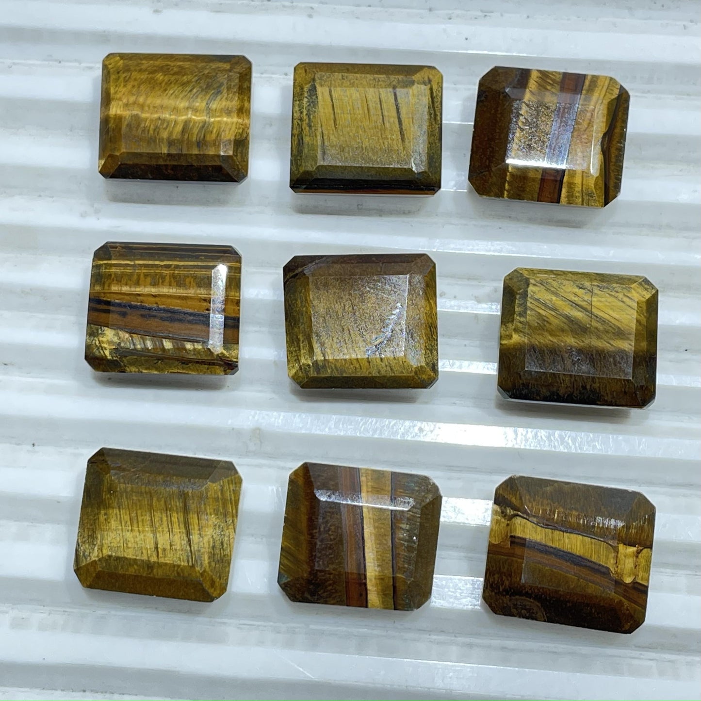 Natural Tiger's Eye 15x17 mm Baguette Faceted (Natural)