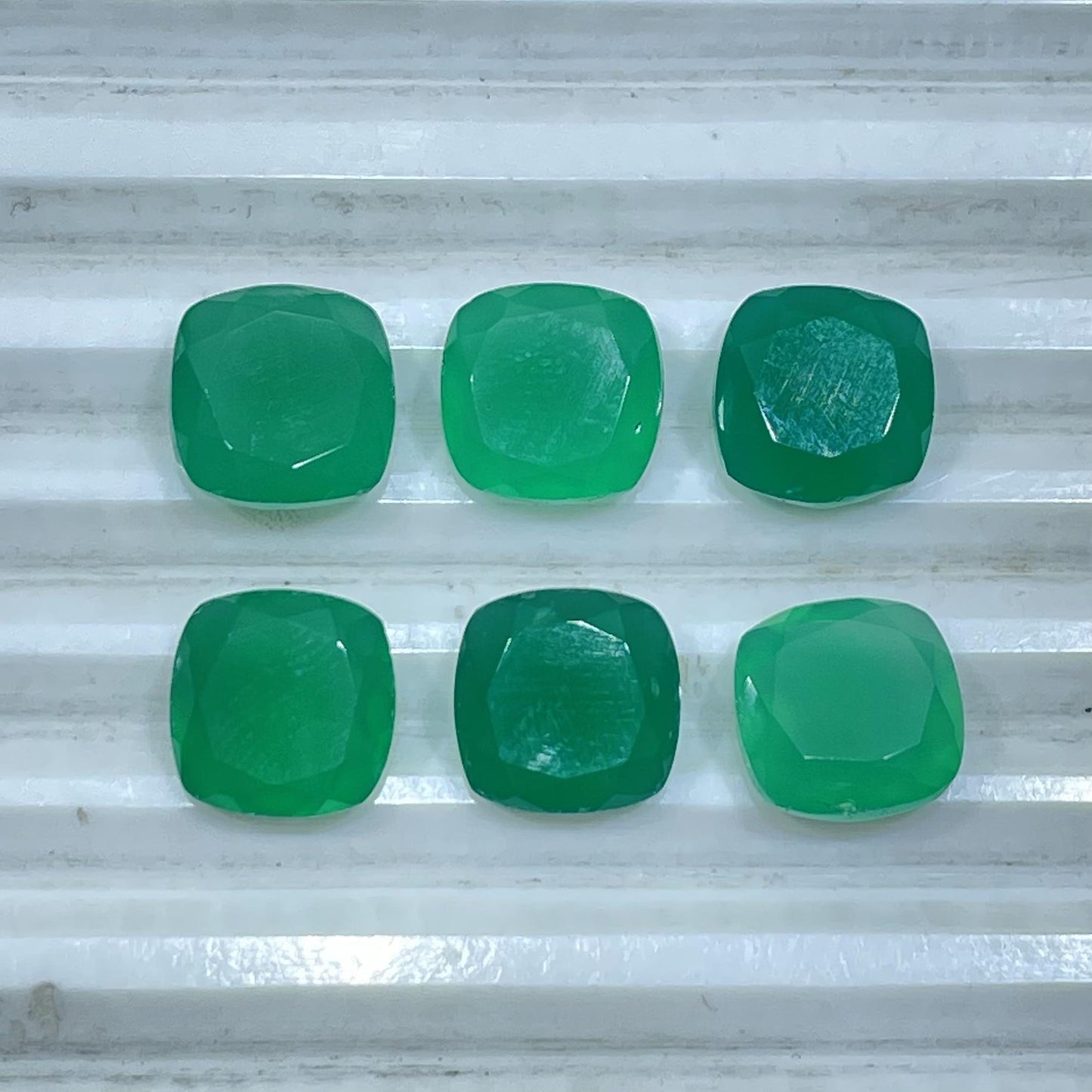 Natural Green Chalcedony 10 mm Cushion Shape Faceted (Natural)