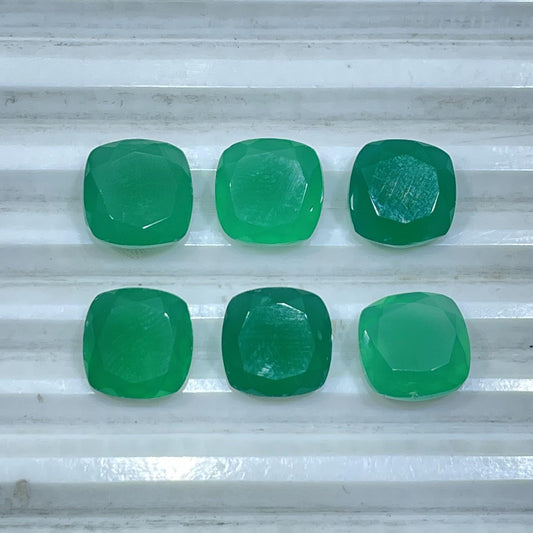 Natural Green Chalcedony 10 mm Cushion Shape Faceted (Natural)