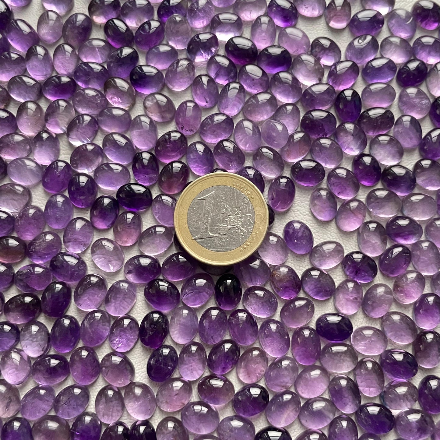 Natural Purple Amethyst 7x9 mm Oval Cabochon (Natural)