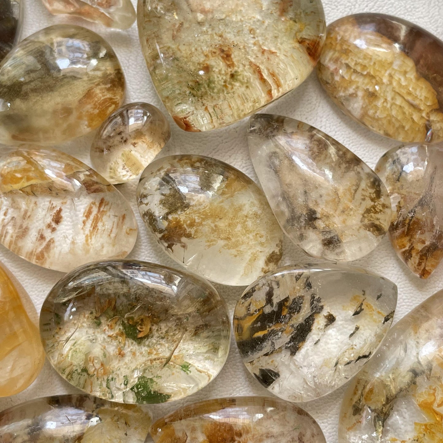 Natural Garden Quartz Cabochon (Natural)