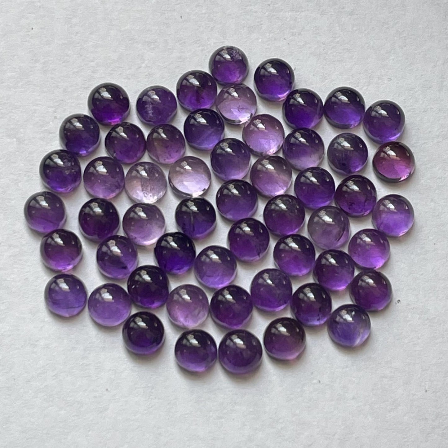 Natural Amethyst 4 mm Round Cabochon (Natural)