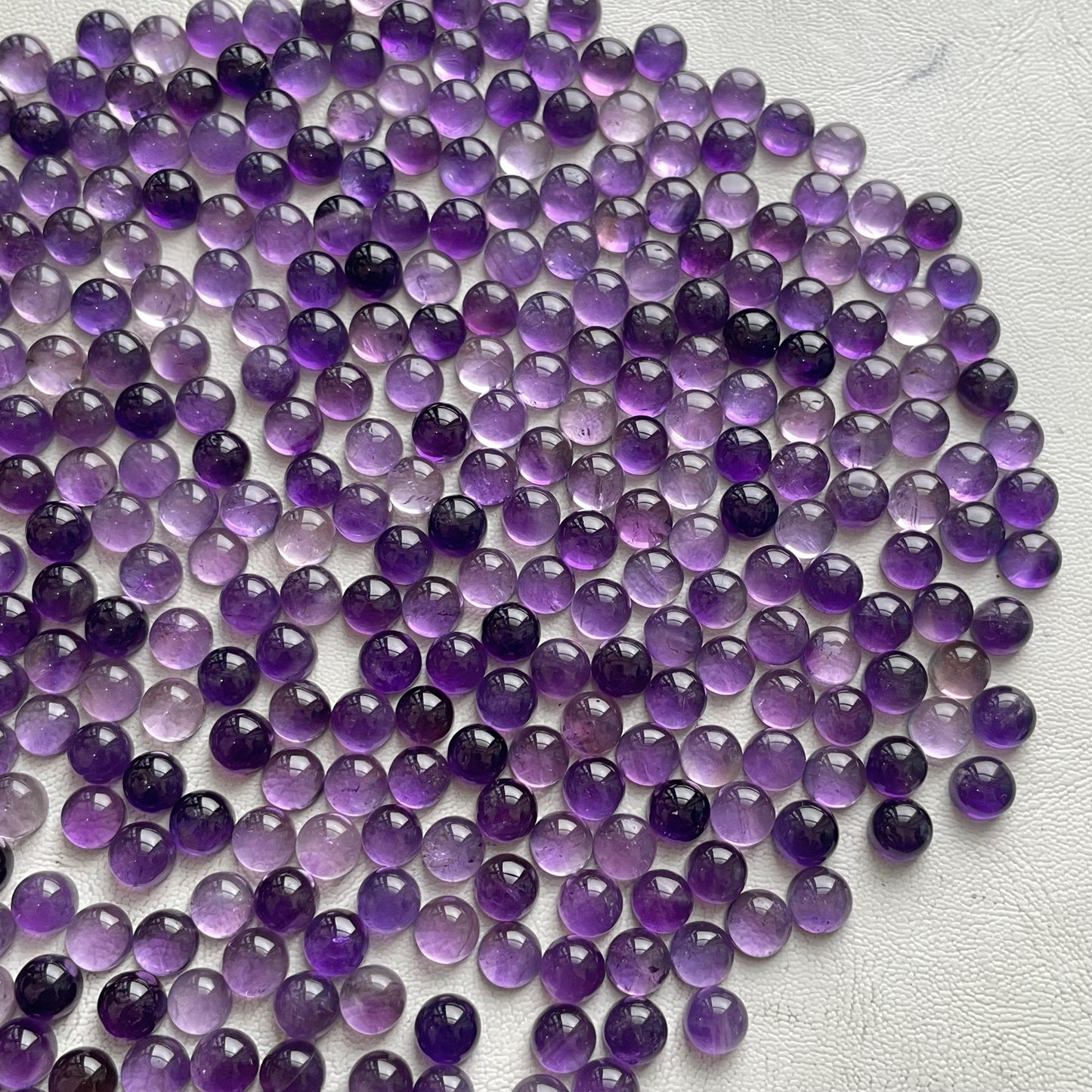 Natural Purple Amethyst 7 mm Round Cabochon  (Natural)