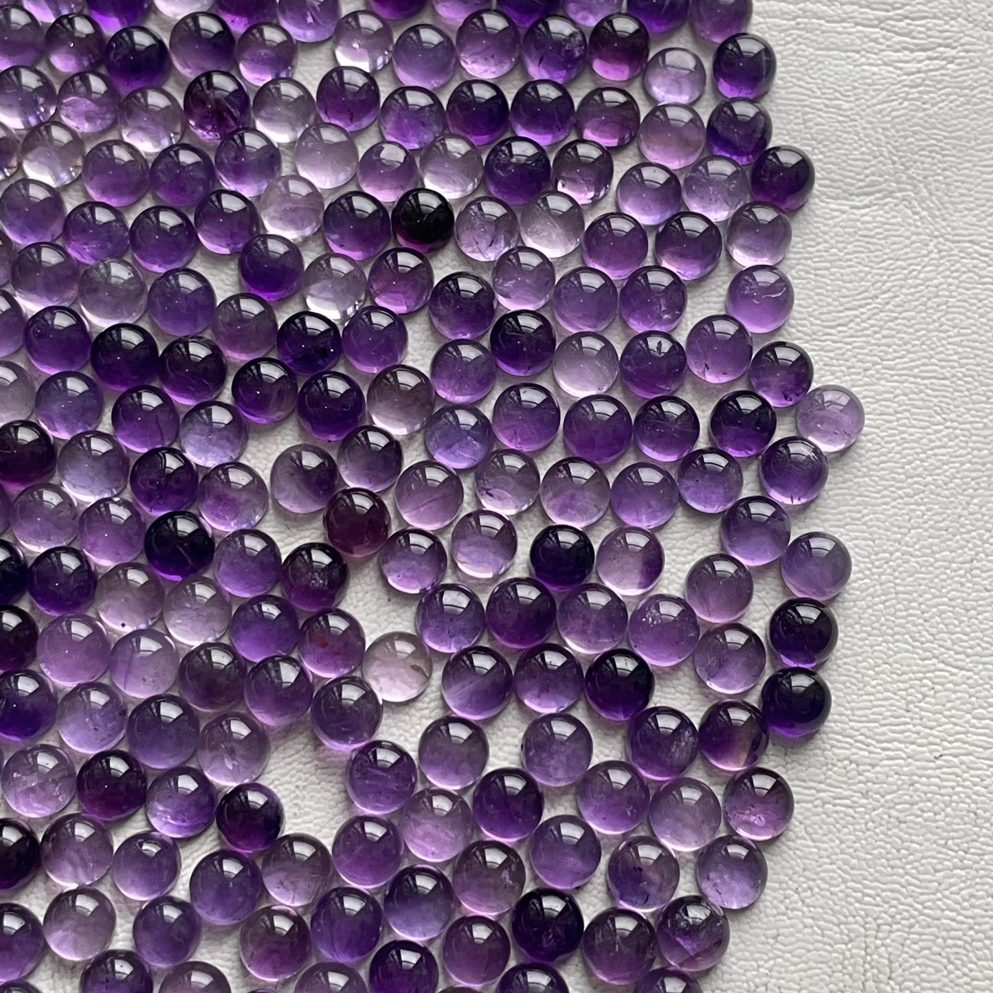 Amazing Purple Amethyst 6 mm Round Cabochon (Natural)