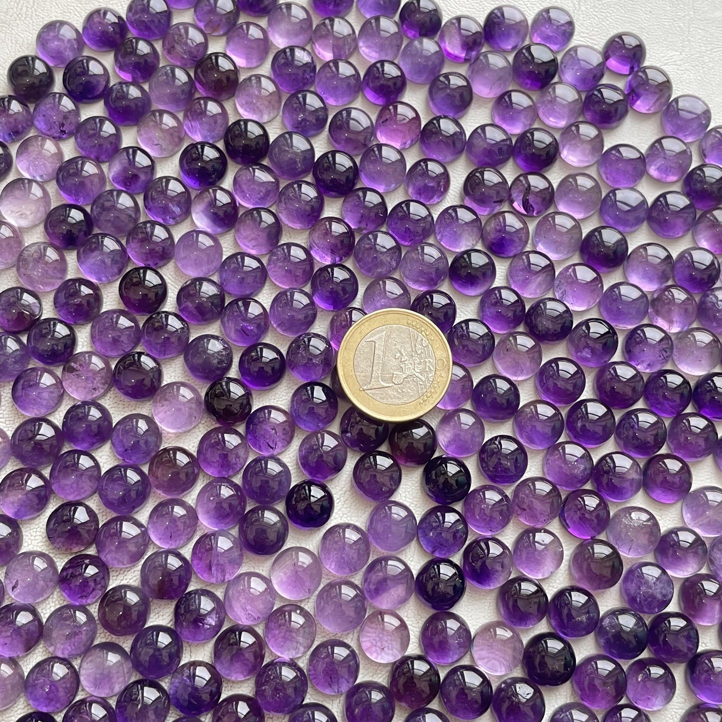 Natural Purple Amethyst 10 mm Round Cabochon (Natural)