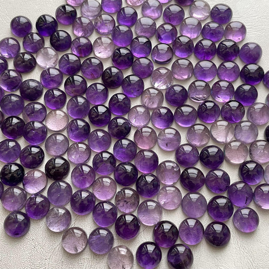 Natural Purple Amethyst 13 mm Round Cabochon (Natural)