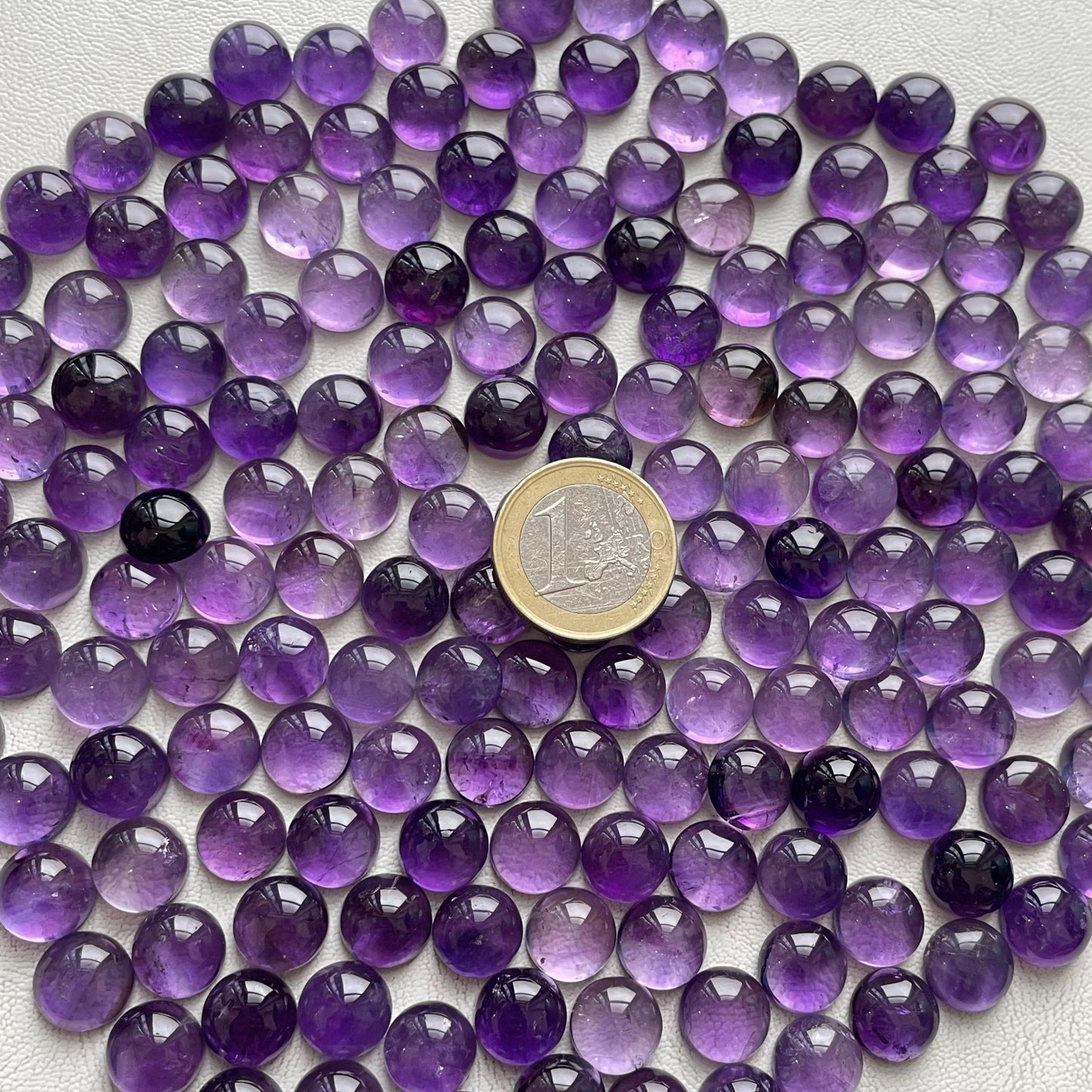 Beautiful Purple Amethyst 11 mm Round Cabochon (Natural)