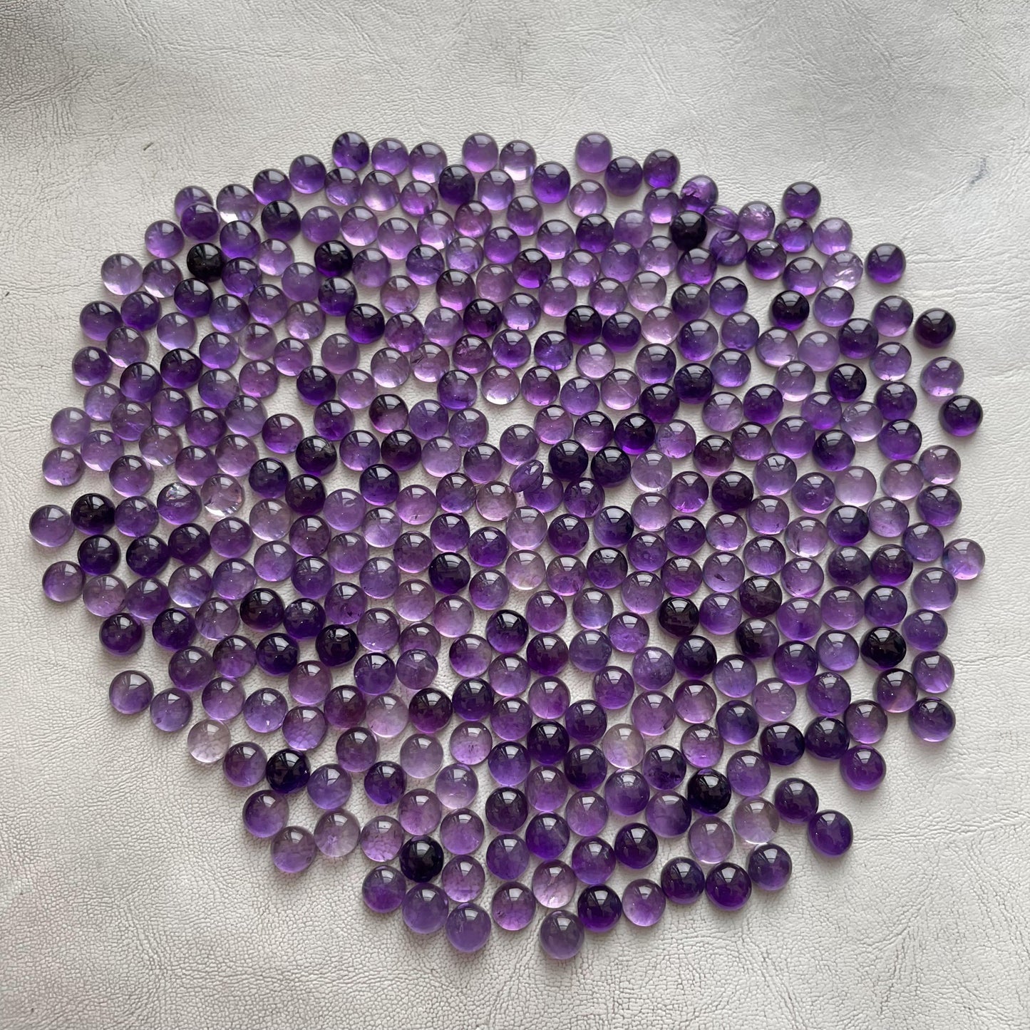 Natural Purple Amethyst 8 mm Round Cabochon (Natural)