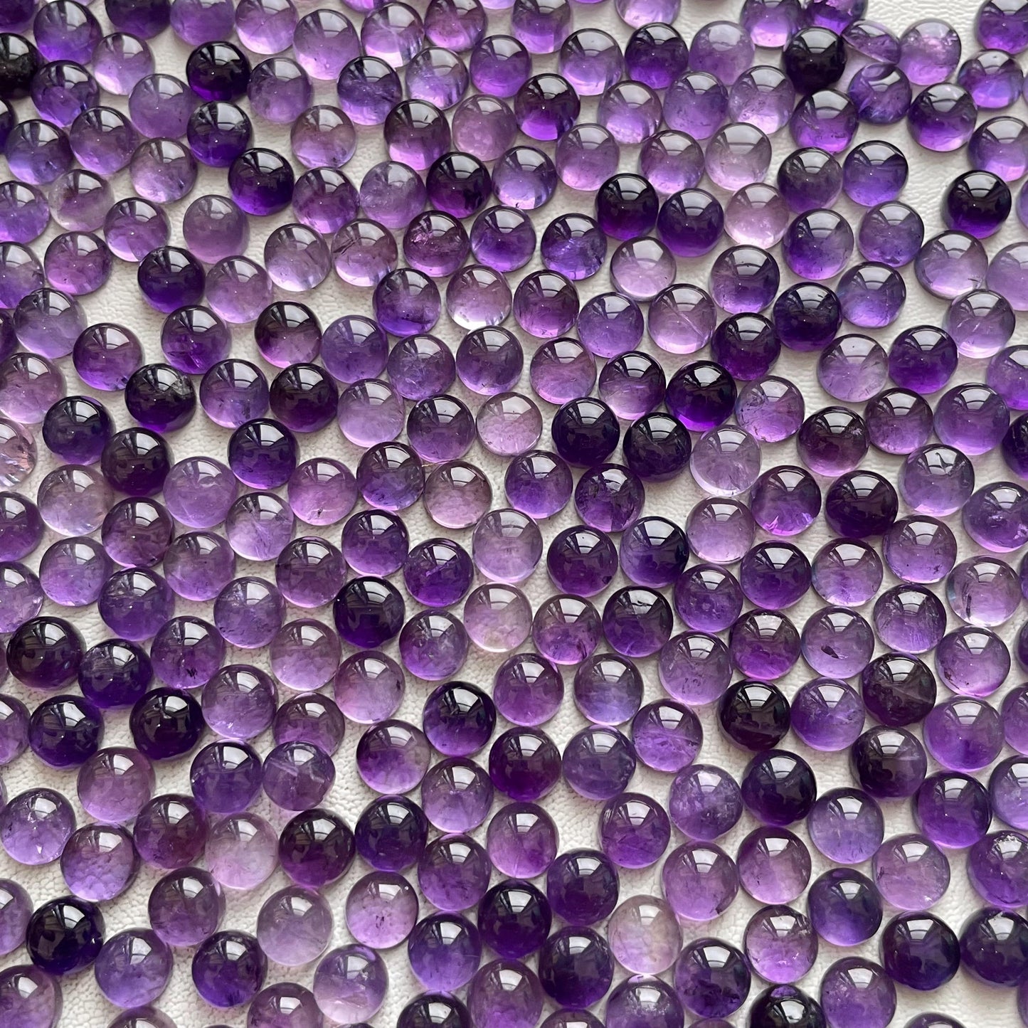 Natural Purple Amethyst 8 mm Round Cabochon (Natural)