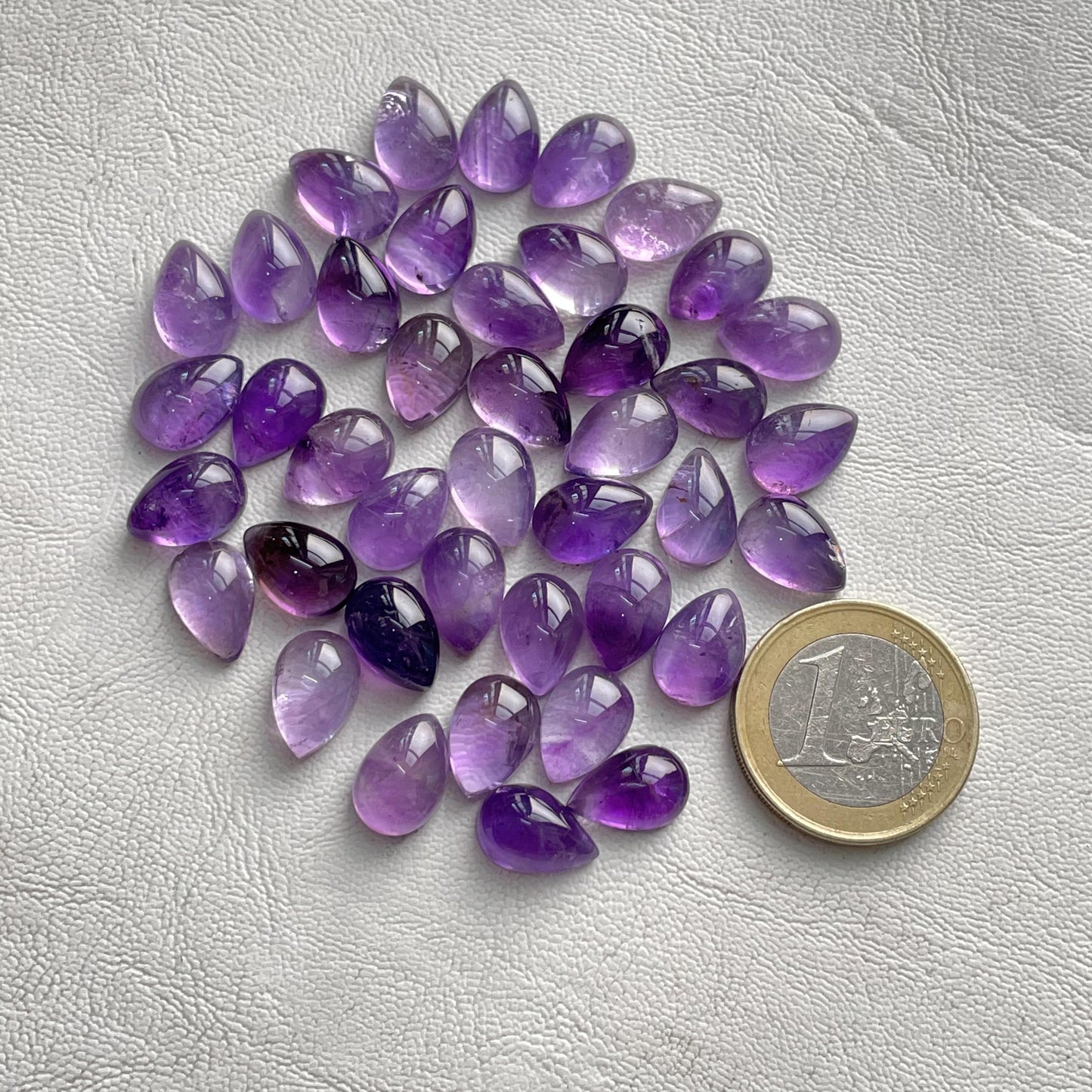 Natural Purple Amethyst 8x12 mm Pear Cabochon (Natural)