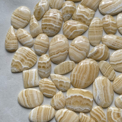 Natural Yellow Lace Agate Cabochon (Natural)