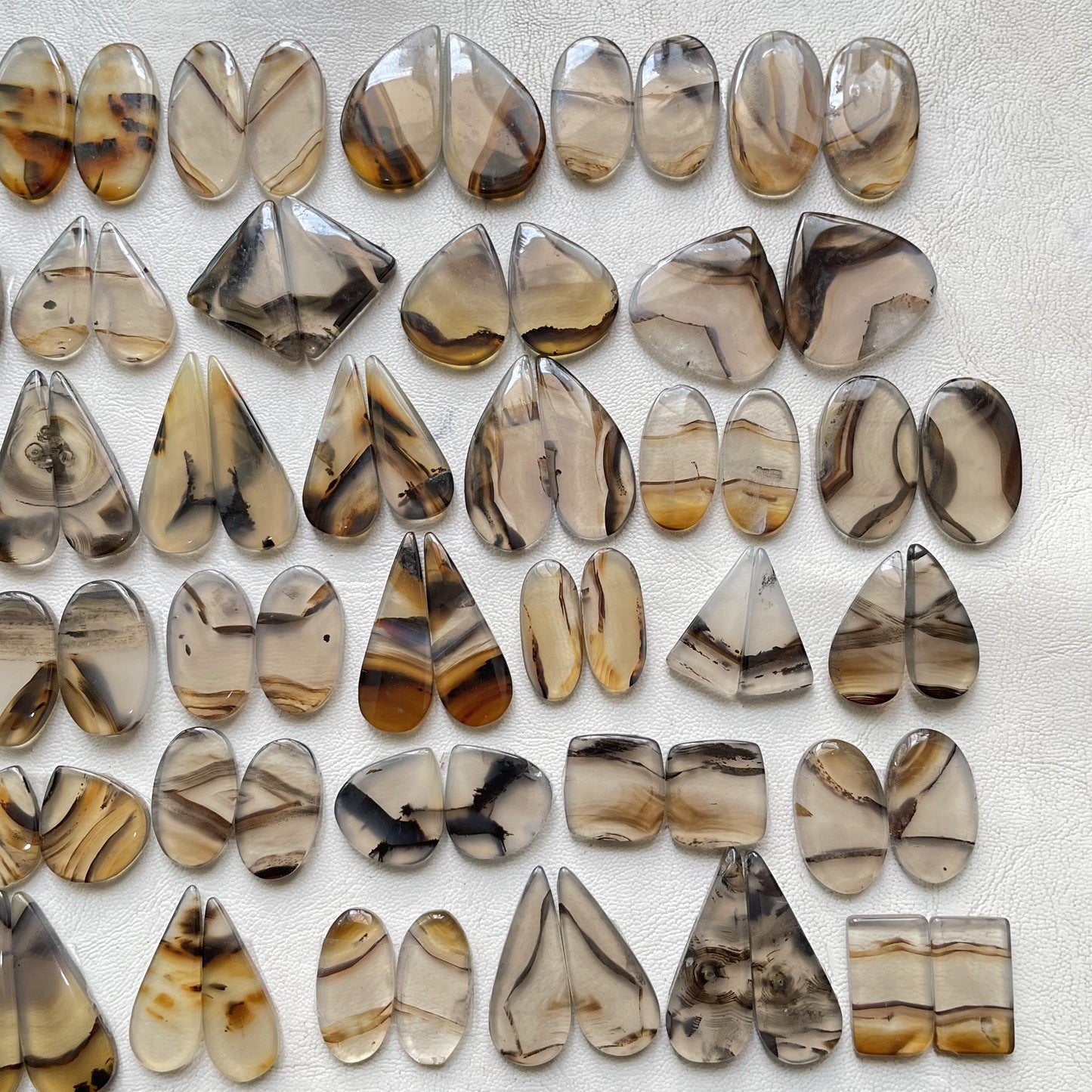 Natural Montana Agate Pairs Cabochon (Natural)