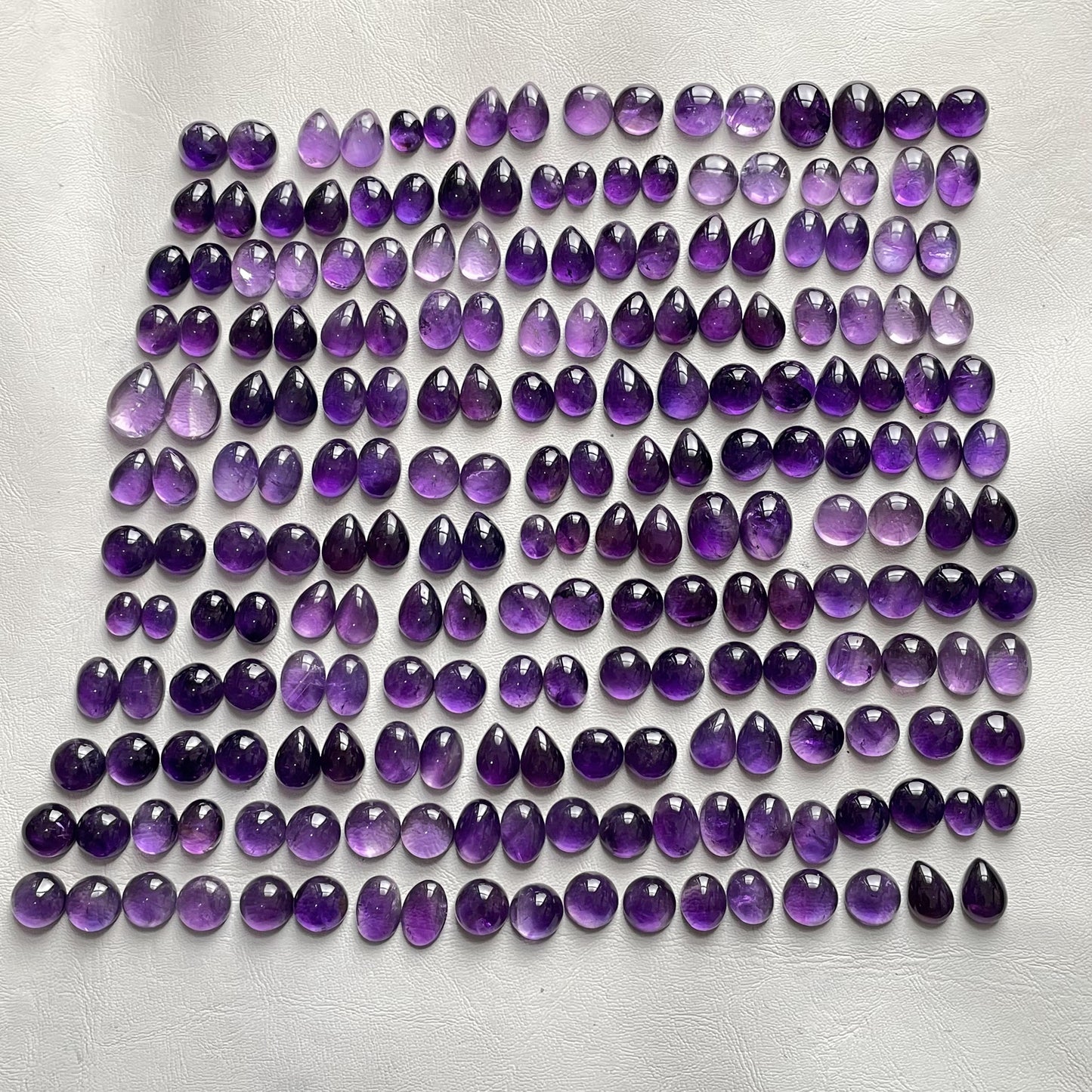 Natural Amethyst Pairs Cabochon (Natural)