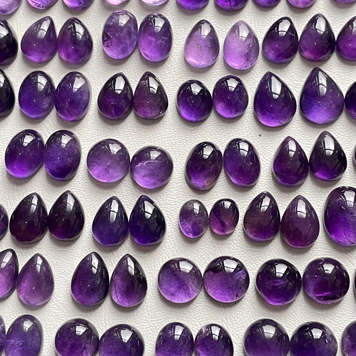 Natural Amethyst Pairs Cabochon (Natural)