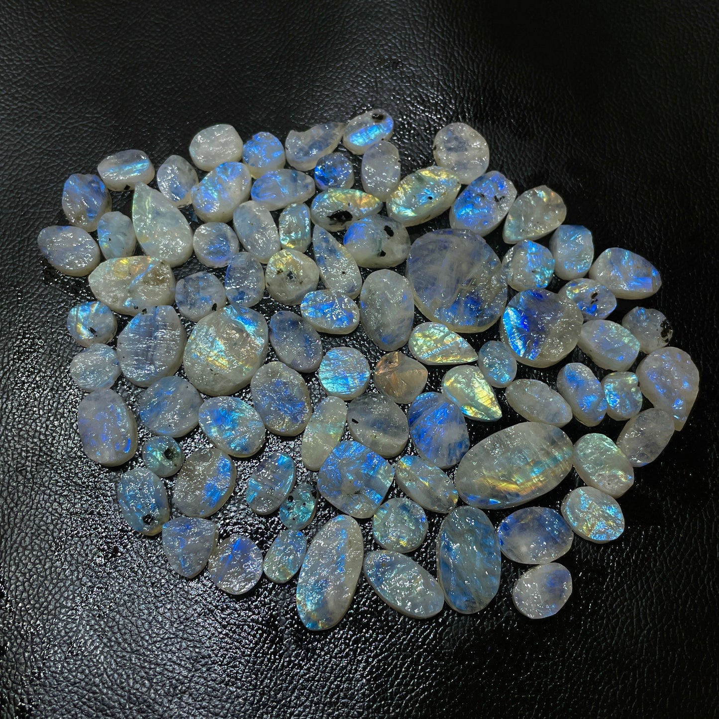 Natural Rainbow Moonstone Druzy Cabochon (Natural)