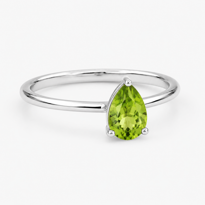 Peridot Ring in 925 Sterling Silver, Minimalist Green Gemstone Ring, August Birthstone Ring, Promise Ring, Gift for Her