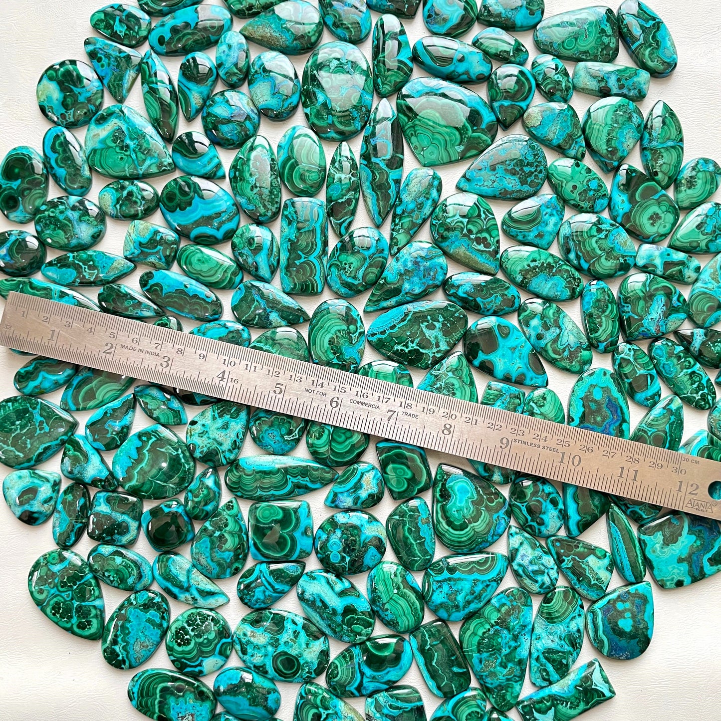 Natural Chrysocolla Malachite High-Quality Cabochon (Natural)