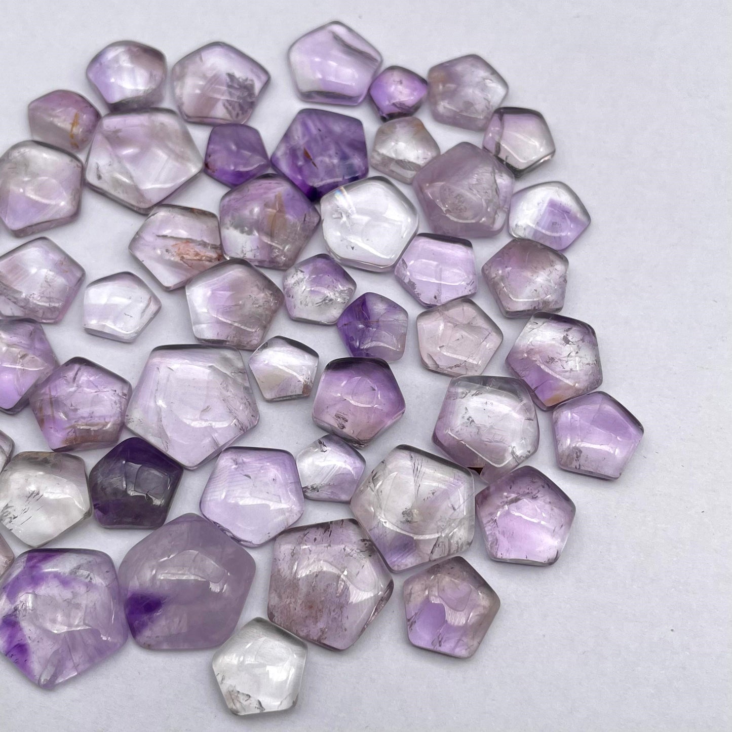 Natural Amethyst Hexagon Shape Cabochon (Natural)