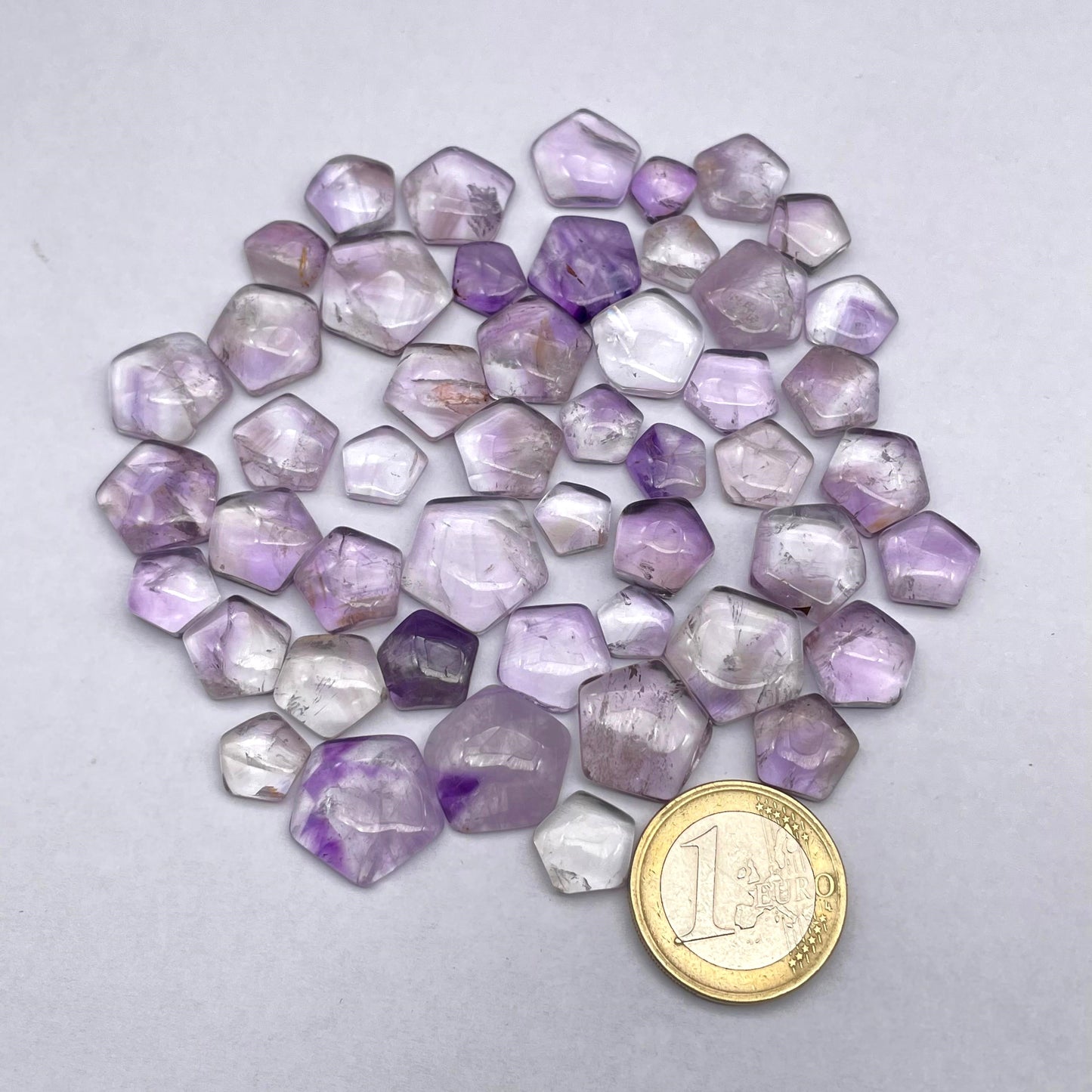 Natural Amethyst Hexagon Shape Cabochon (Natural)