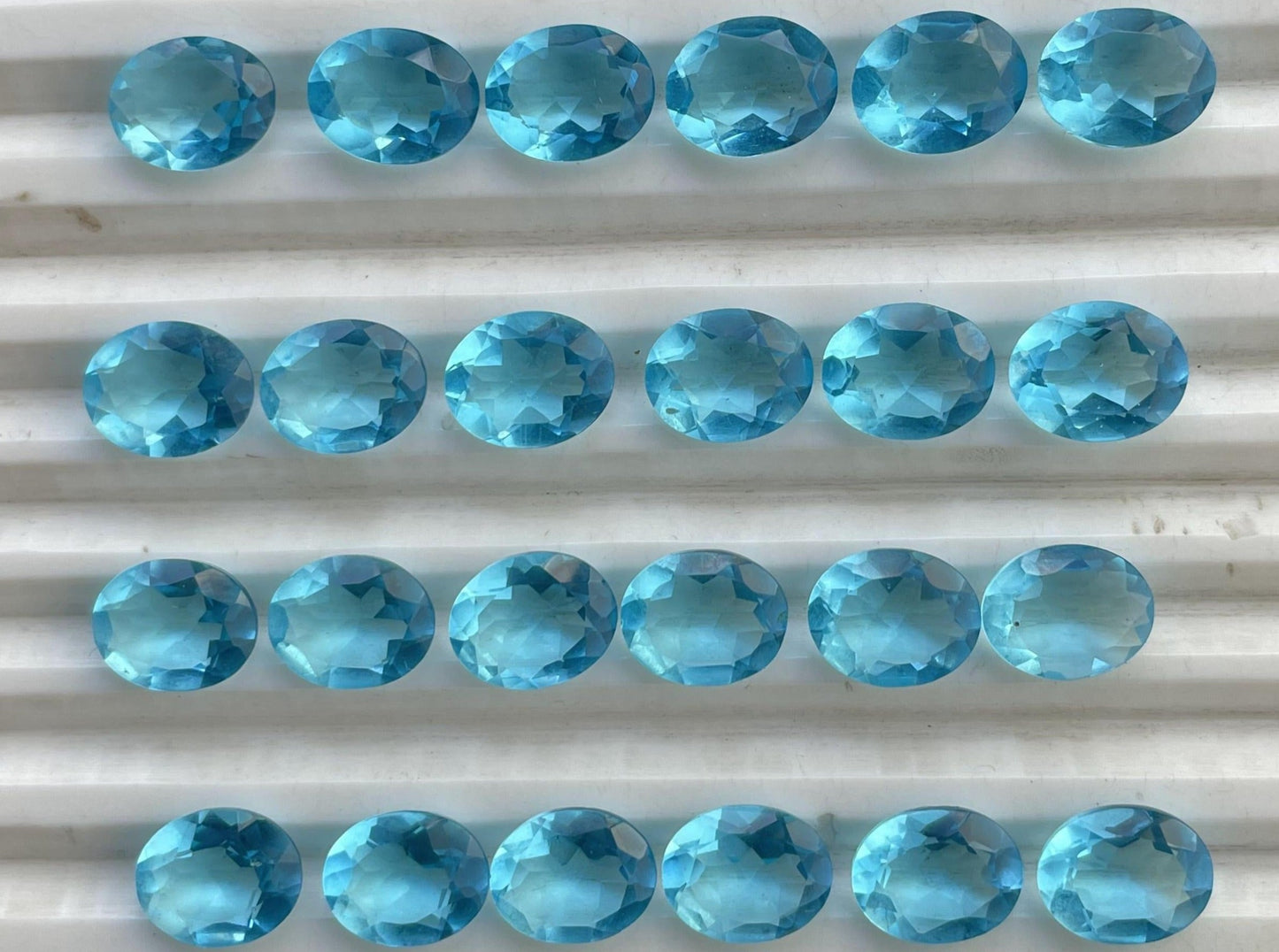 Sky blue topaz Faceted Nice Quality (8x10 mm) Oval Shape (Lab-Created)