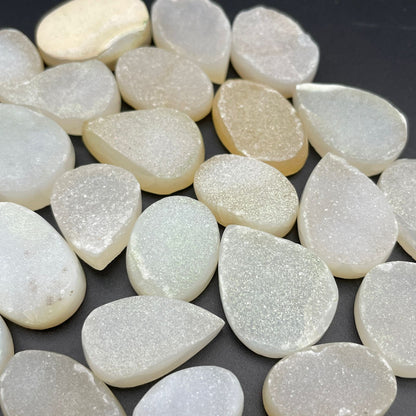 Natural White Agate Druzy stunning natural gemstone with a unique white color(Natural)