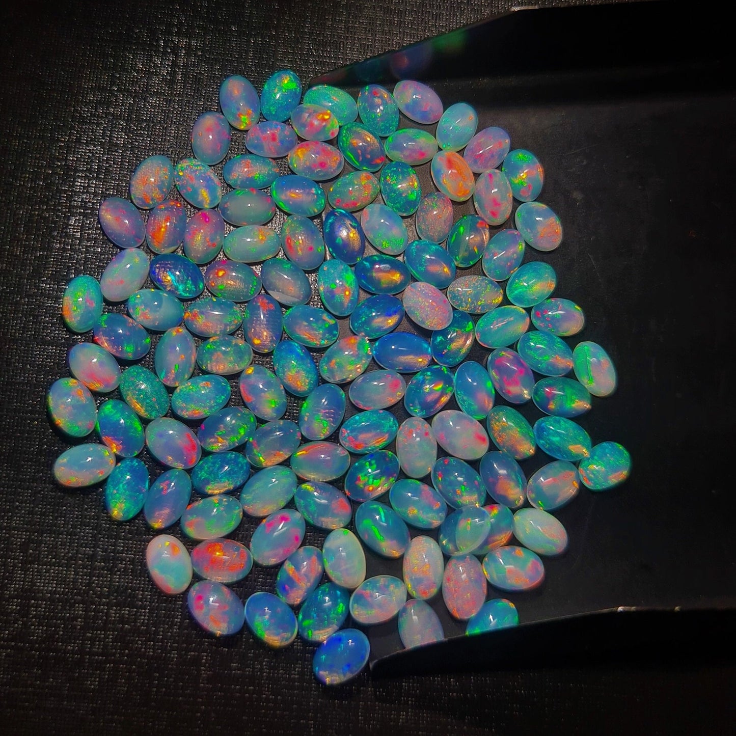 Natural Ethiopian Opal 6X4 mm Oval Cabochon, Rainbow Fire Opal Cabs, Ethiopian Wholesale Opal (Natural)