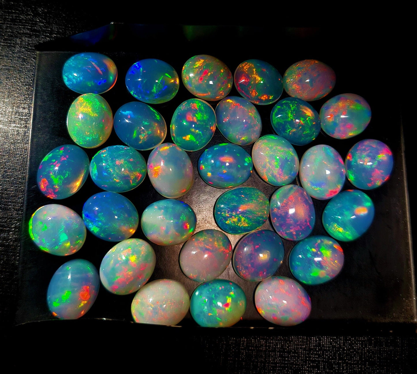 AAA Quality Ethiopian Opal Cabochon, 10x12 mm Oval Shape Opal Cabochon, Natural Ethiopian Opal Multi Fire Opal Cabochon, Loose Opal Cabochon Gemstone. (Natural)