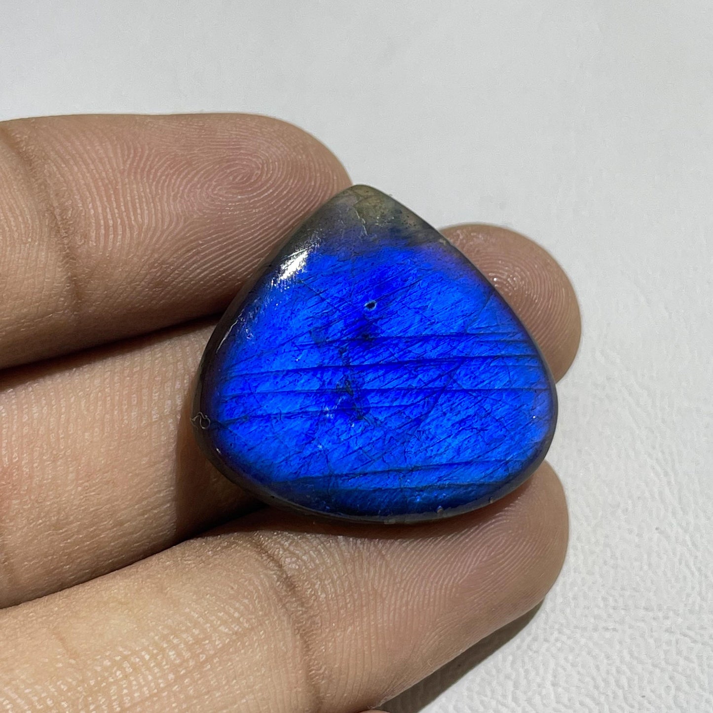 Blue Labradorite Oval Cabochon, 21x14x5 mm, 22 Carats, Loose Gemstone for Jewelry Making