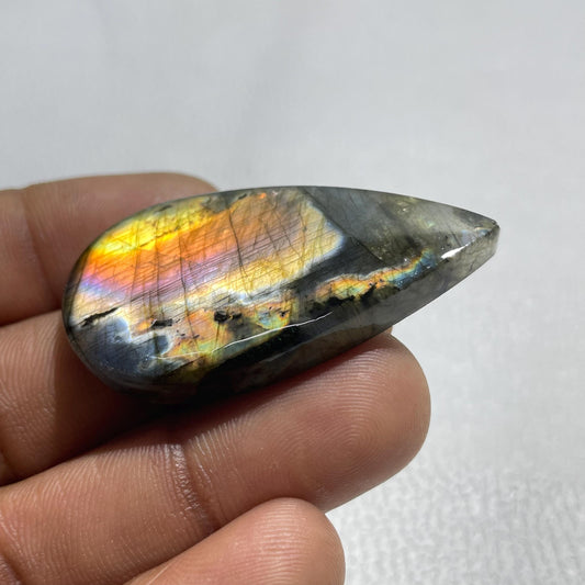 Multicolor Labradorite Pear Cabochon: Healing Crystal Gemstone (46x26x7mm, 66cts)