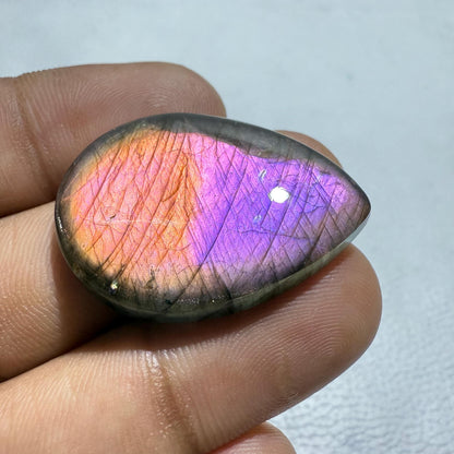 Natural Purple Flash Labradorite Oval Cabochon, 33x23x6 MM, 44.1 Carats, Loose Gemstone for Jewelry Making