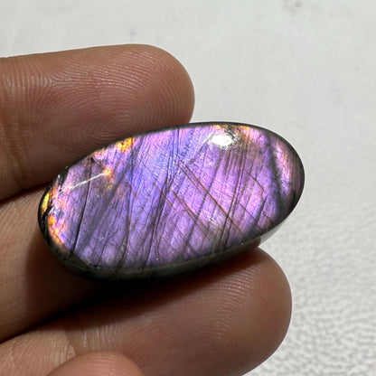 Natural Purple Labradorite Oval Cabochon, 29x15x7 mm, 32.3 Cts, Loose Gemstone for Jewelry Making