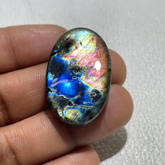 Natural Multicolor Labradorite Cabochon: Oval Loose Gemstone 54.1 Cts Size 36x22x7 mm