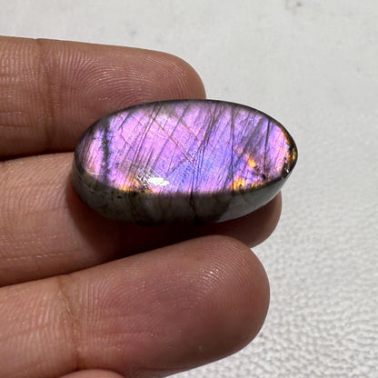 Natural Purple Labradorite Oval Cabochon, 29x15x7 mm, 32.3 Cts, Loose Gemstone for Jewelry Making