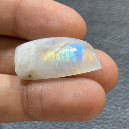 Natural Blue Rainbow Moonstone Cabochon, 31x11.5x7mm, 23cts, Loose Gemstone for Jewelry Making