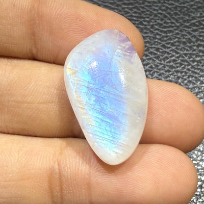 Natural Blue Rainbow Moonstone Pear Cabochon, 21x10x7mm, 26cts, Loose Gemstone for Jewelry Making