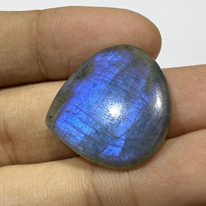 Natural Blue Labradorite Cabochon, 23x22.5x4mm, 16cts, Loose Gemstone for Jewelry Making