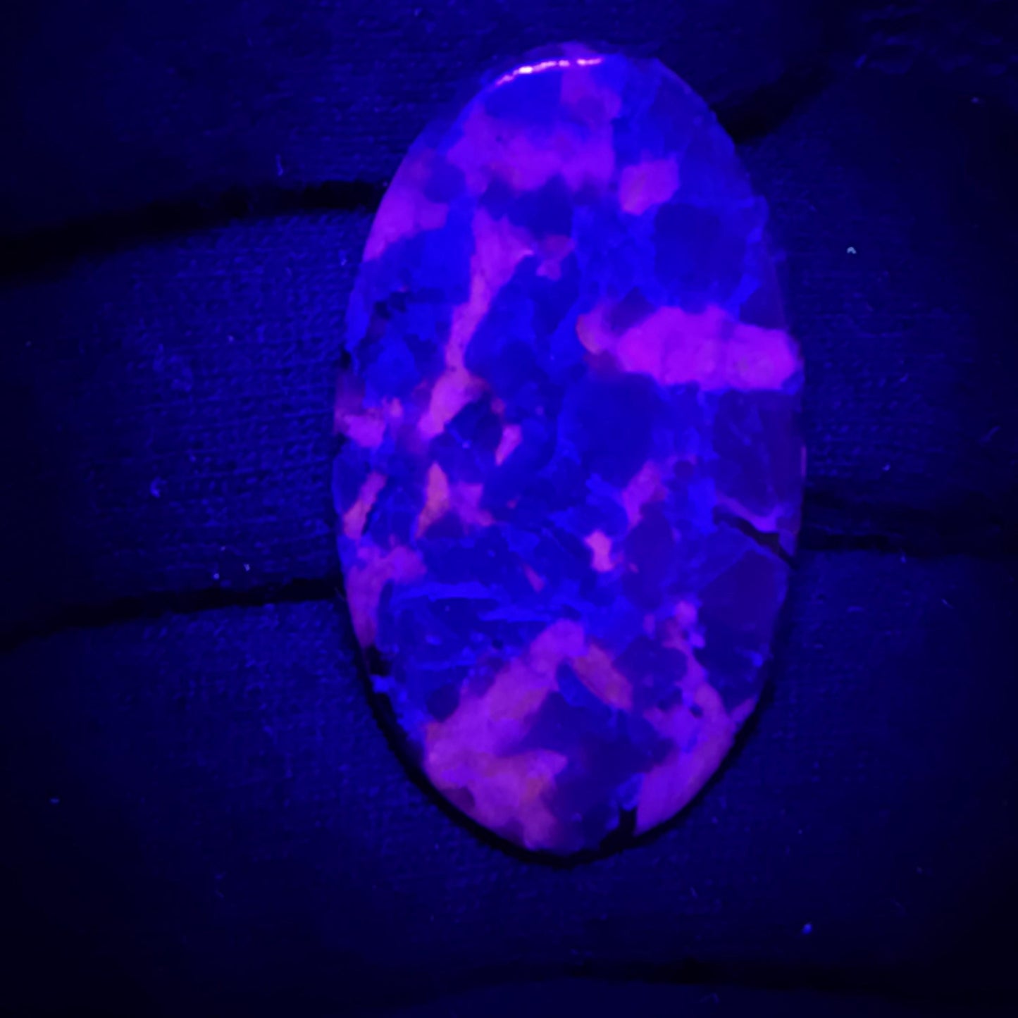 Natural UV Reactive Yooperlite Oval Cabochon, 30 Cts, Loose Gemstone for Jewelry Making