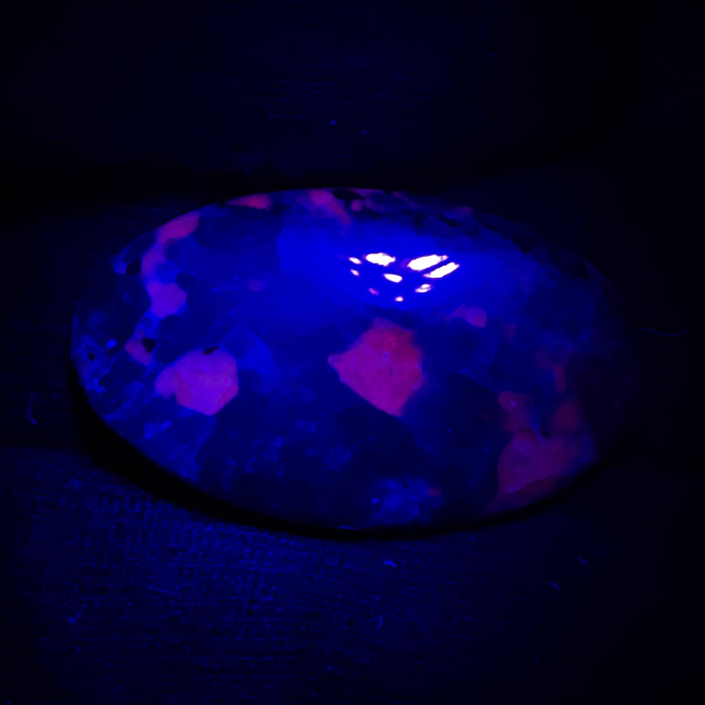 Natural UV Reactive Yooperlite Oval Cabochon, 24 Ct, Loose Gemstone for Jewelry Making
