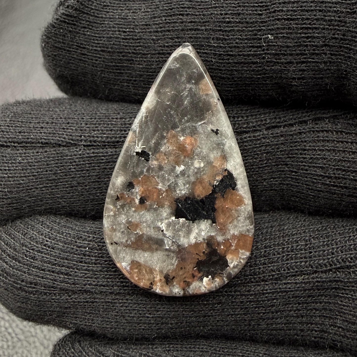 Natural UV Reactive Yooperlite Pear Cabochon, 35X21X6 mm, 32cts, Loose Gemstone for Jewelry Making